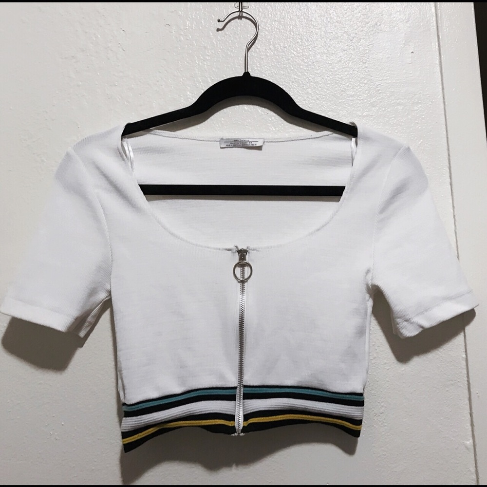 Moving Sale!! Zara crop top